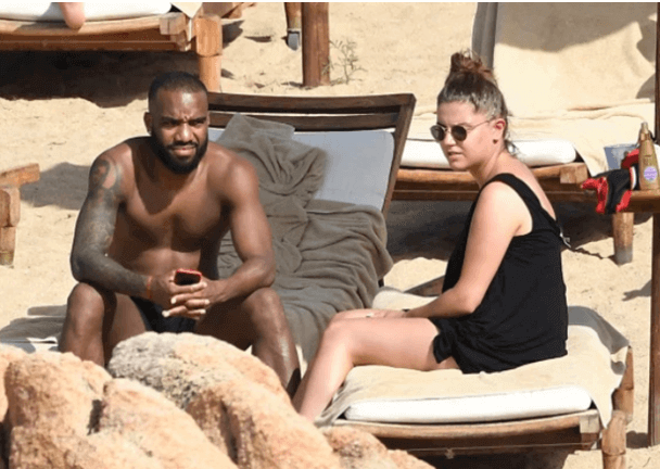 Alexandre Lacazette With His Girlfriend Manon Mogavero